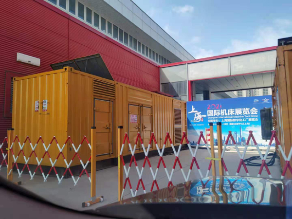 东胜出租发电机-柴油发电机和汽油发电机哪个更好一些？