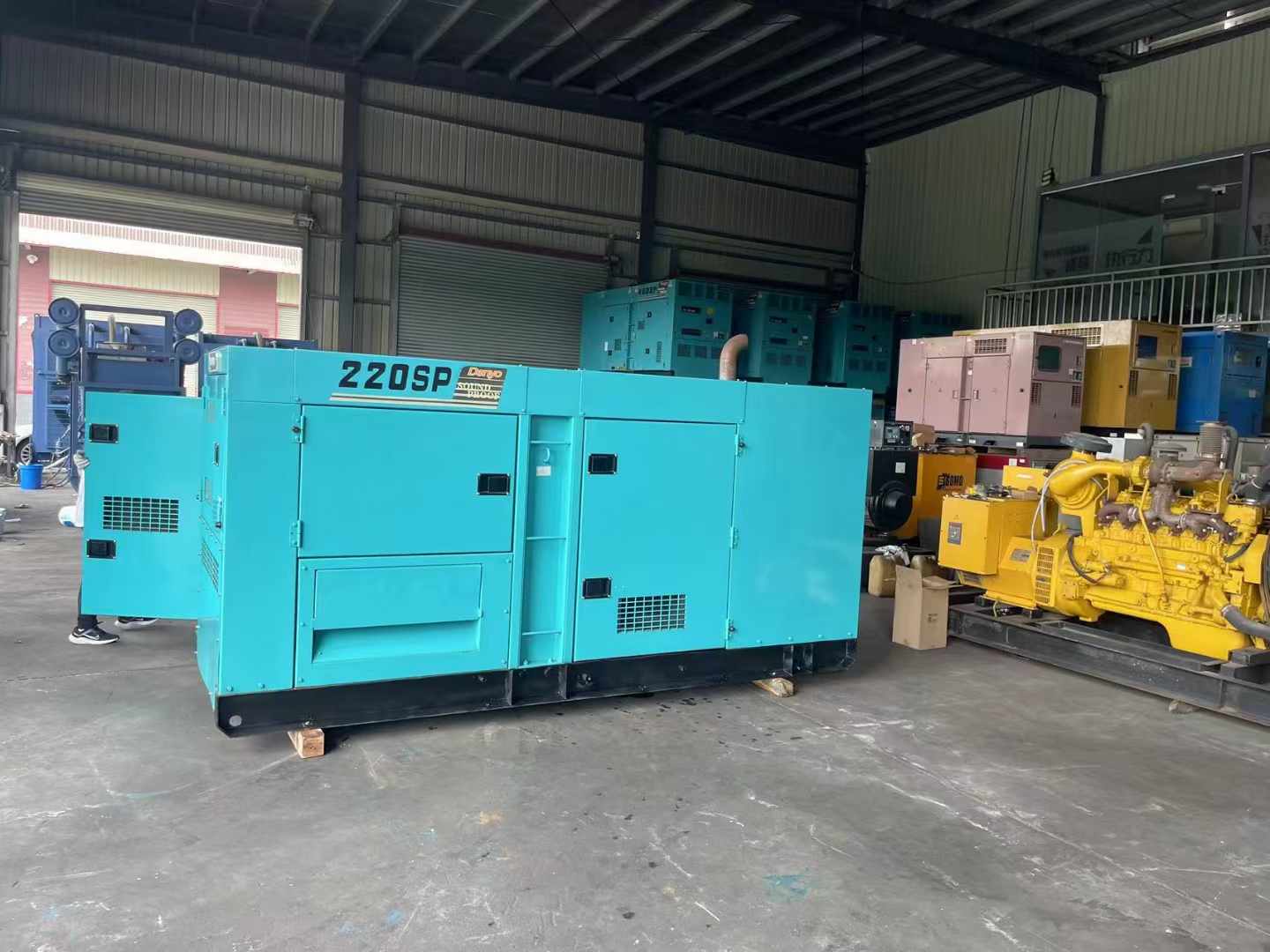 东胜800kW 柴油发电机的输出电流波动范围是多少?